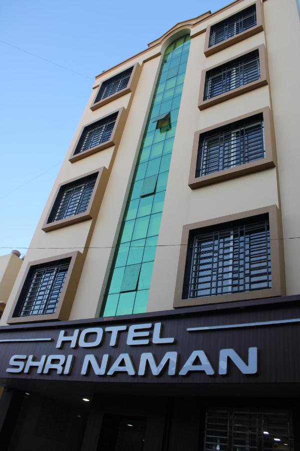 Maruti Group Of Hotels - Shri Naman Натгдвара Екстер'єр фото